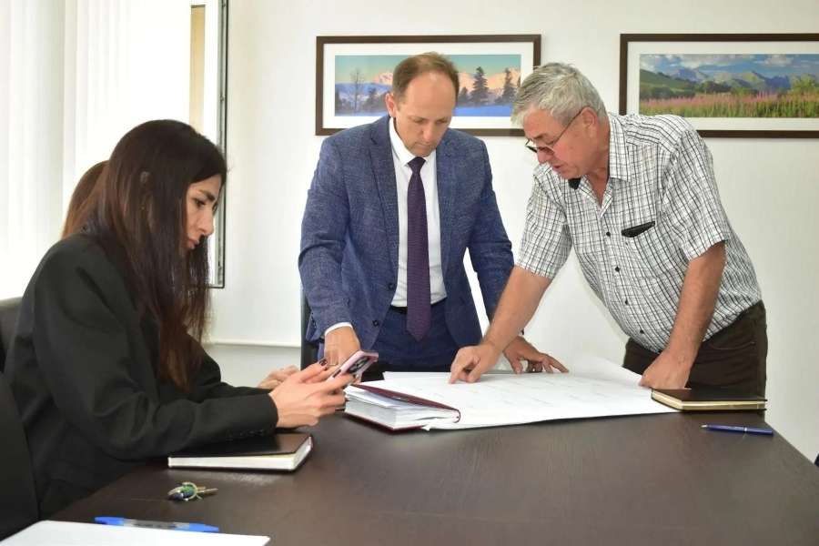 Глава Майкопского района провел прием граждан